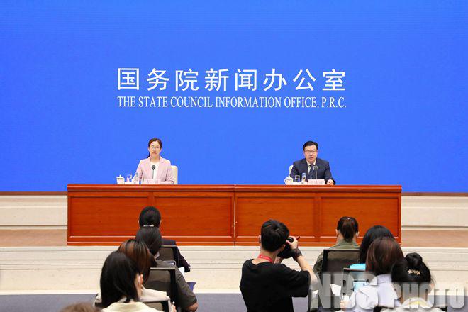国家统计局新闻发言人就2021年8月份国民经济运行(图1)