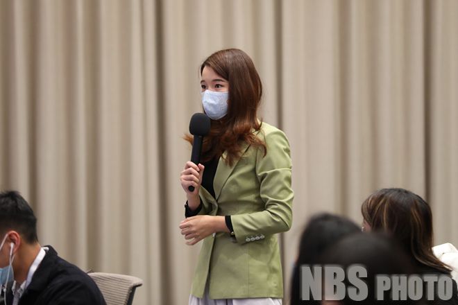 国家统计局新闻发言人就2021年10月份国民经济运(图4)